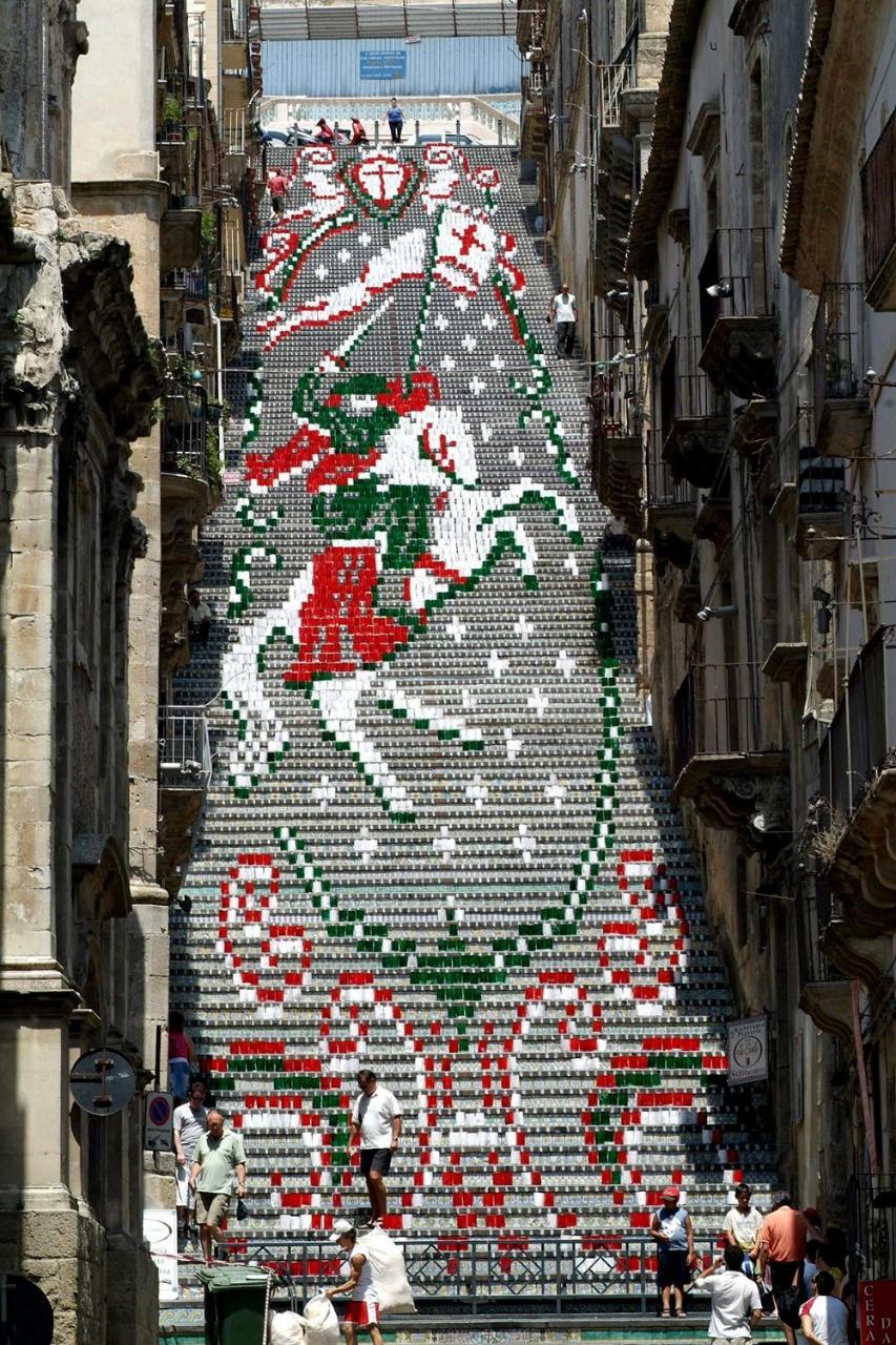 San Giorgio Rooms Caltagirone Buitenkant foto